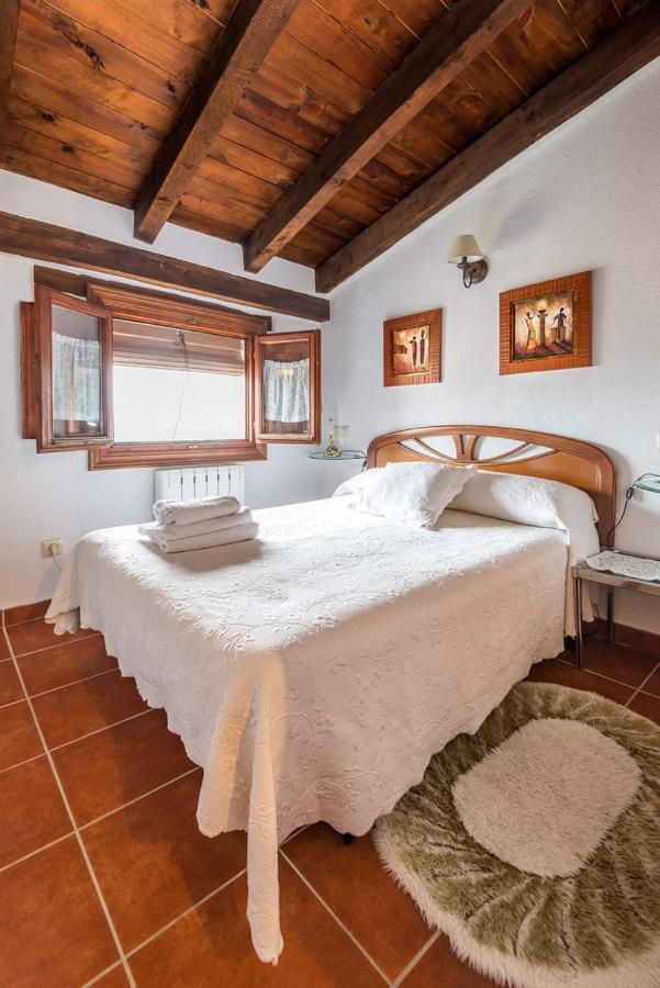 Appartamento Casa Petra Miranda del Castañar Esterno foto